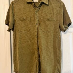 Men's Casual Olive Button Down Shirt